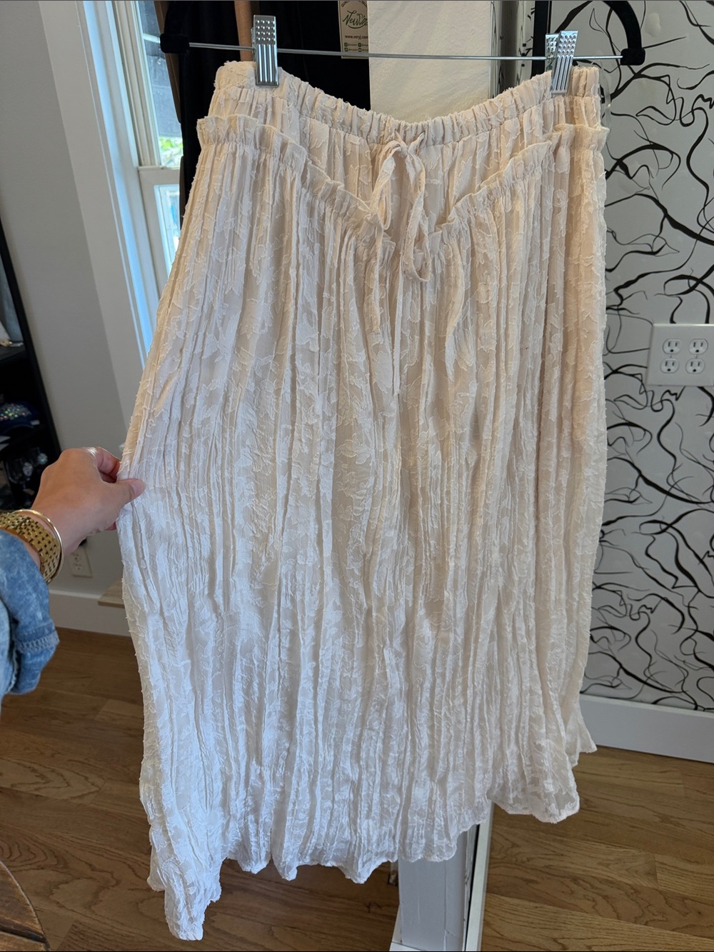 Listicle Cream Textured Crinkle Maxi Skirt